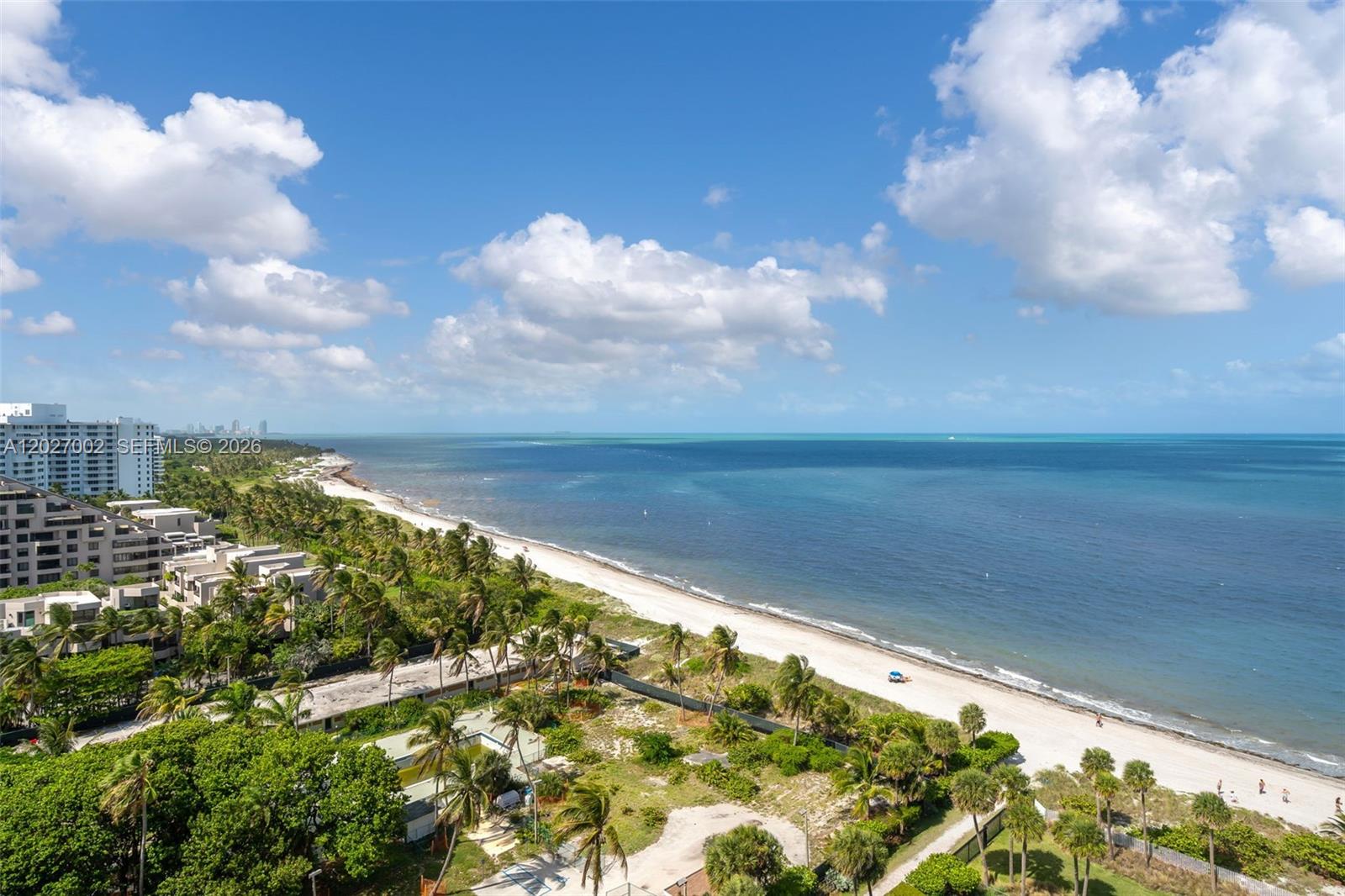 350 Ocean Dr Unit: LPH2N