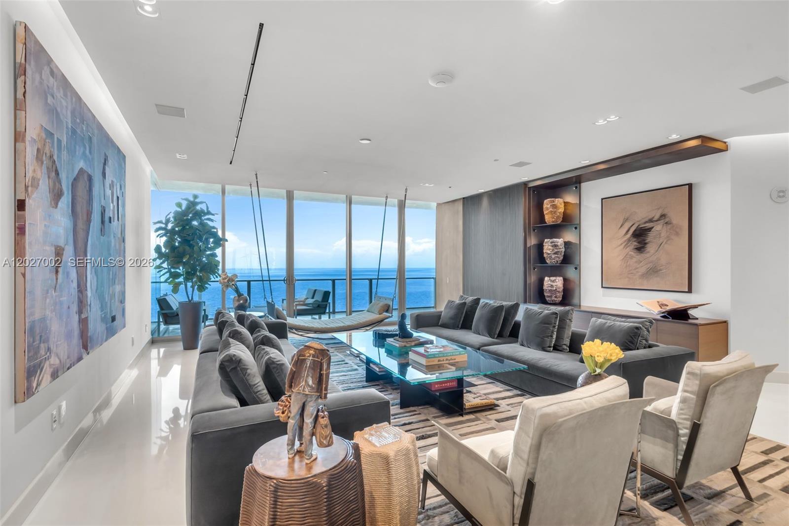350 Ocean Dr Unit: LPH2N