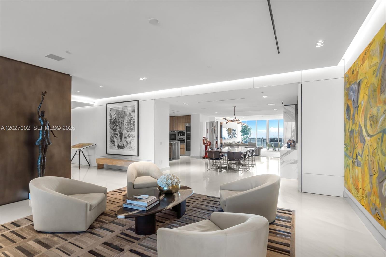 350 Ocean Dr Unit: LPH2N