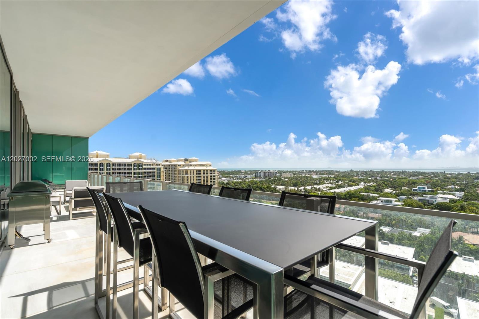 350 Ocean Dr Unit: LPH2N
