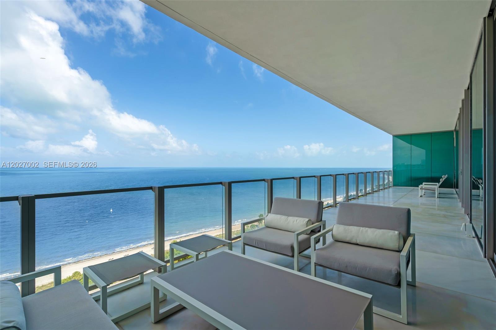 350 Ocean Dr Unit: LPH2N