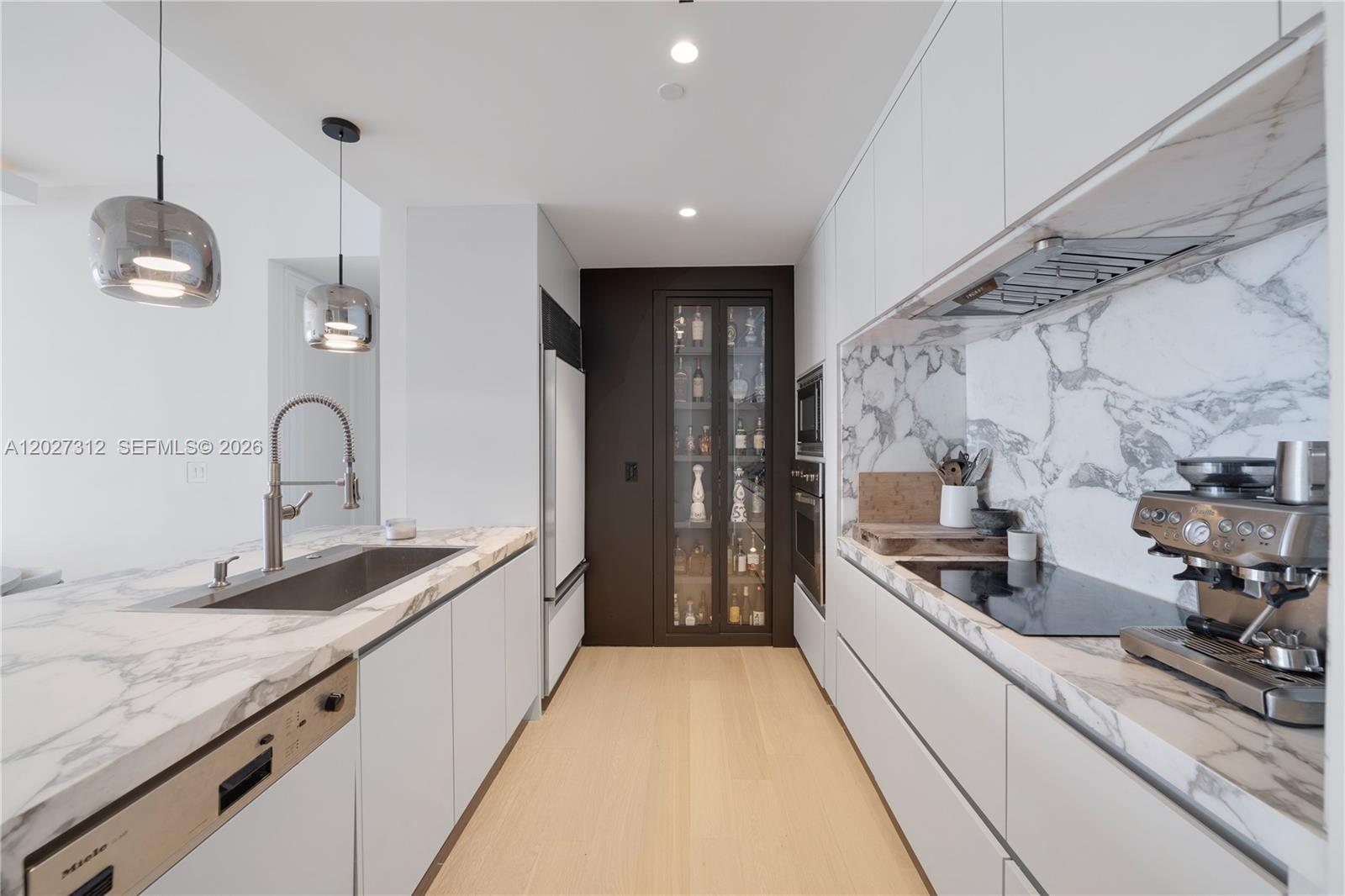 1425 Brickell Ave # 57A