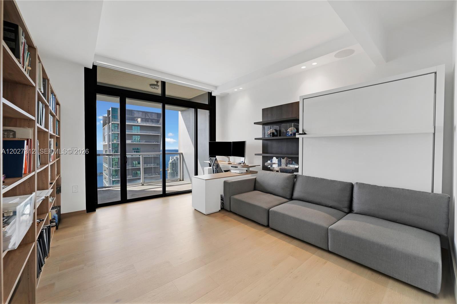 1425 Brickell Ave # 57A