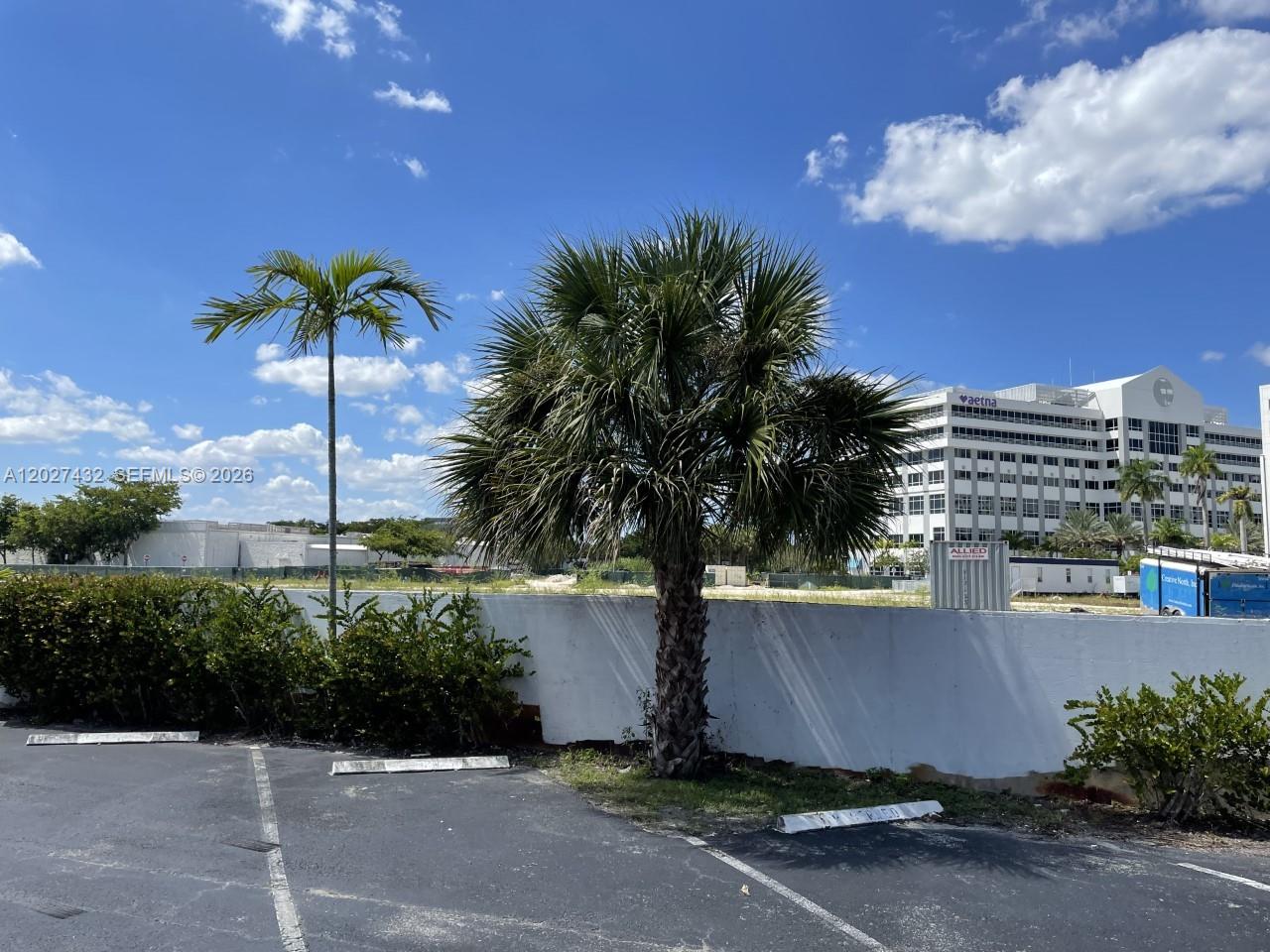 201 N University Dr # 13