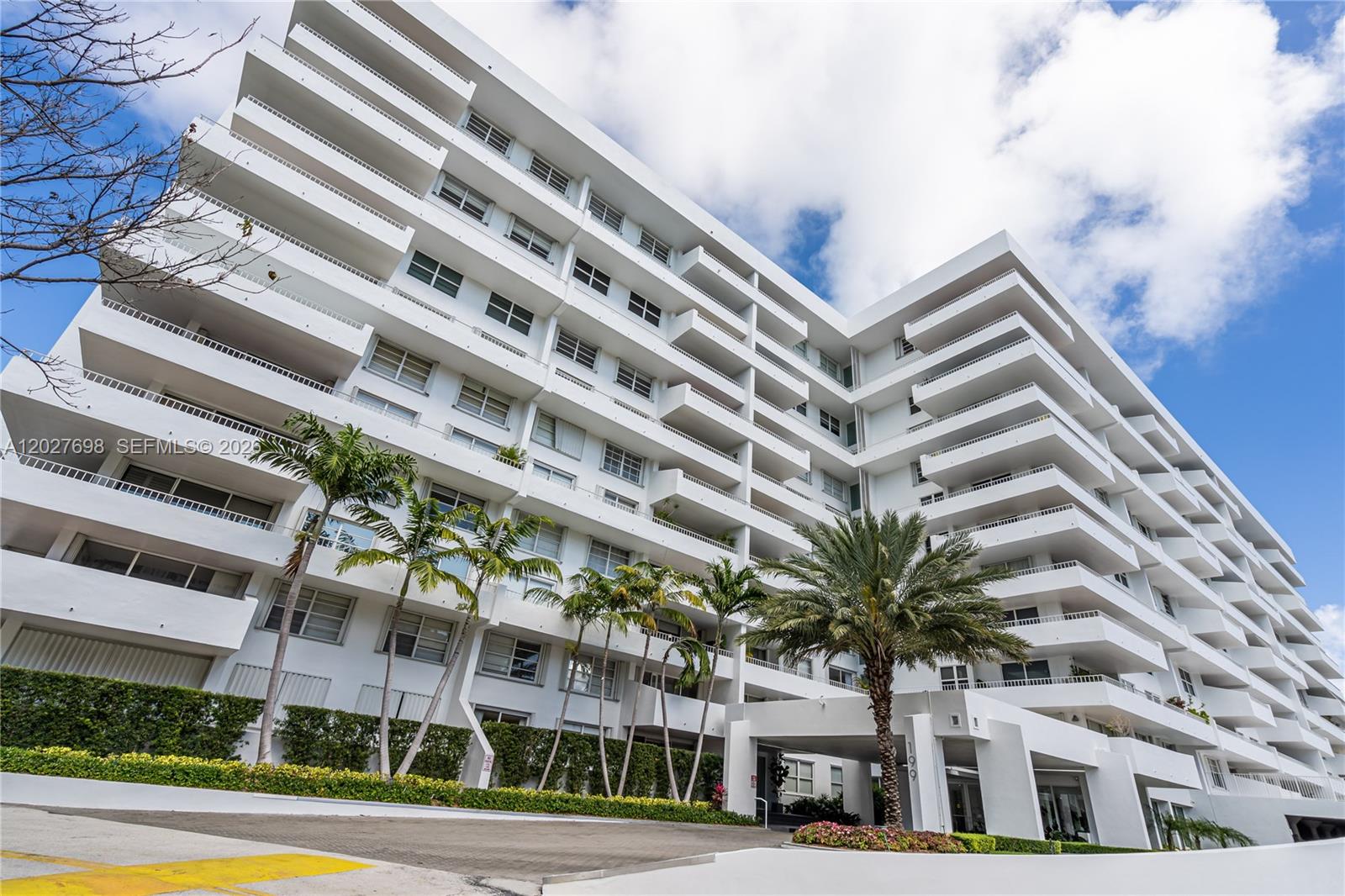 199 Ocean Lane Dr # 1210