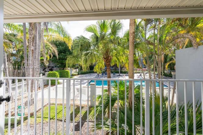 4600 SW 67th Ave # 255