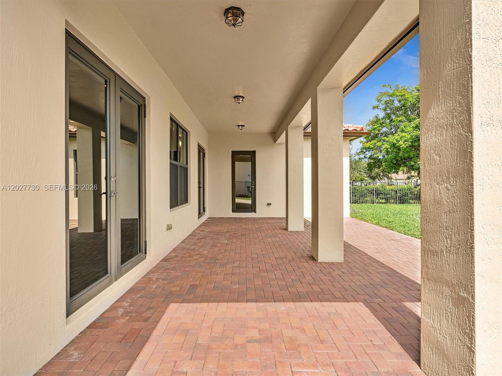 8420 NW 33rd St