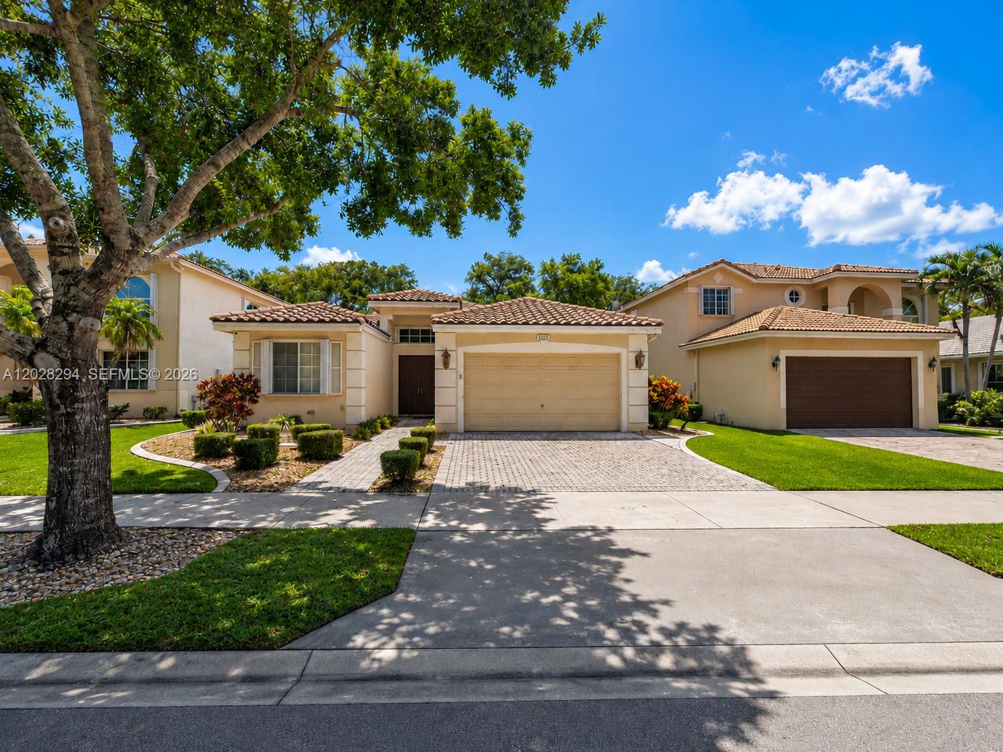 5528 Lake Tern Ct