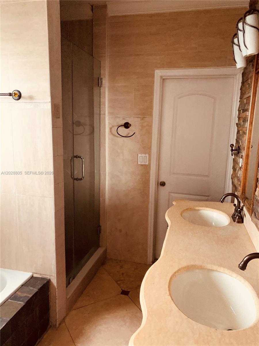 6134 SW 22nd St Unit: -