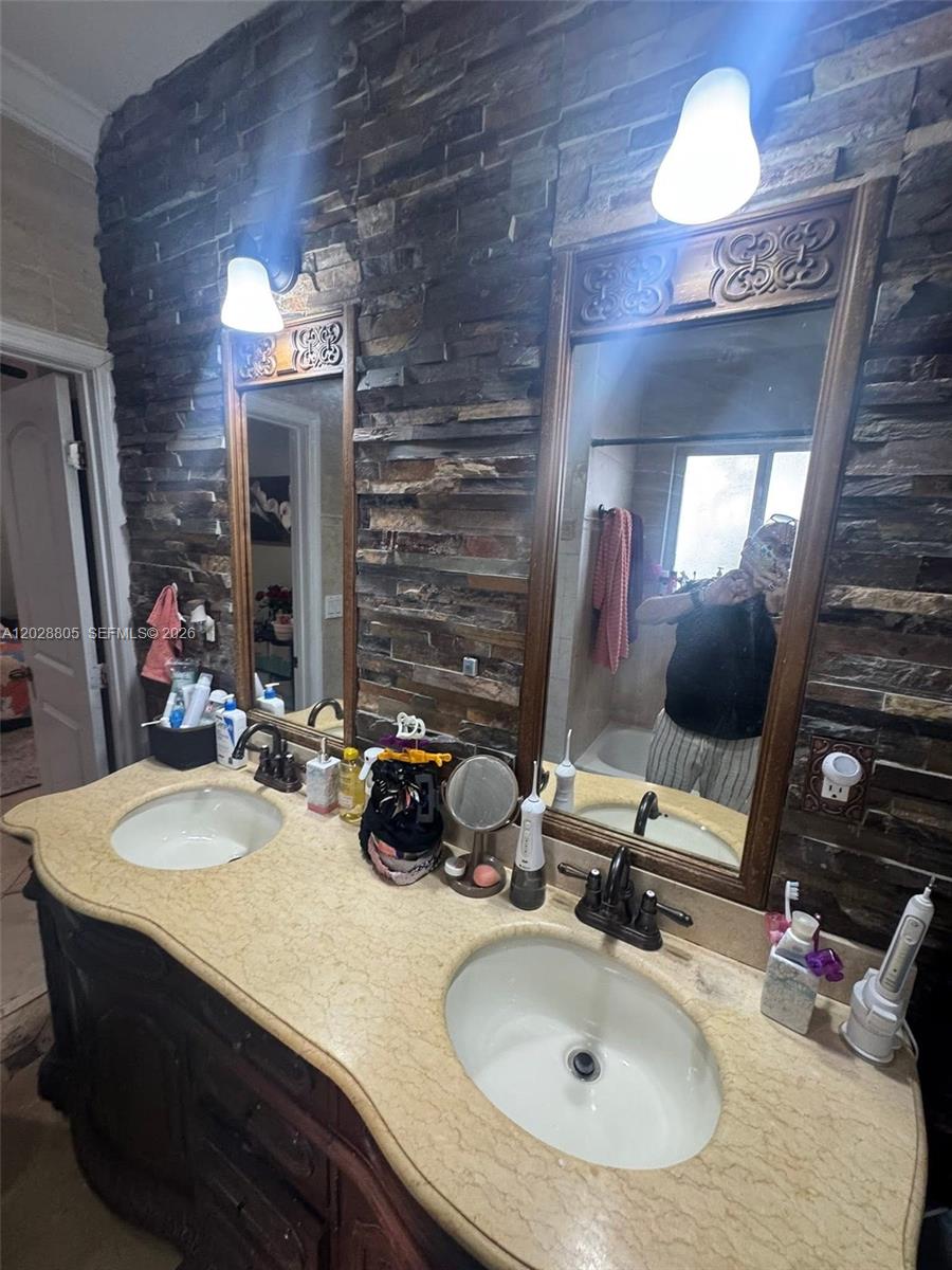 6134 SW 22nd St Unit: -