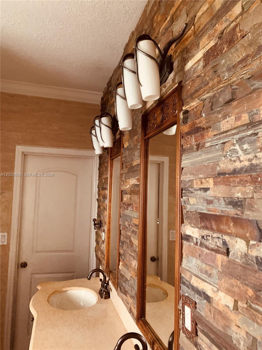 6134 SW 22nd St Unit: -