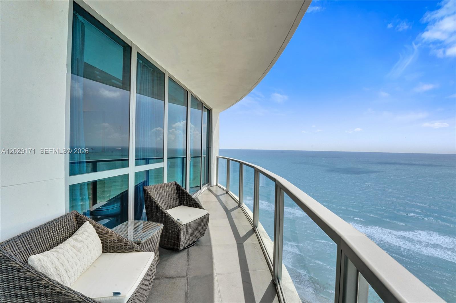 3101 S Ocean Dr # 2208