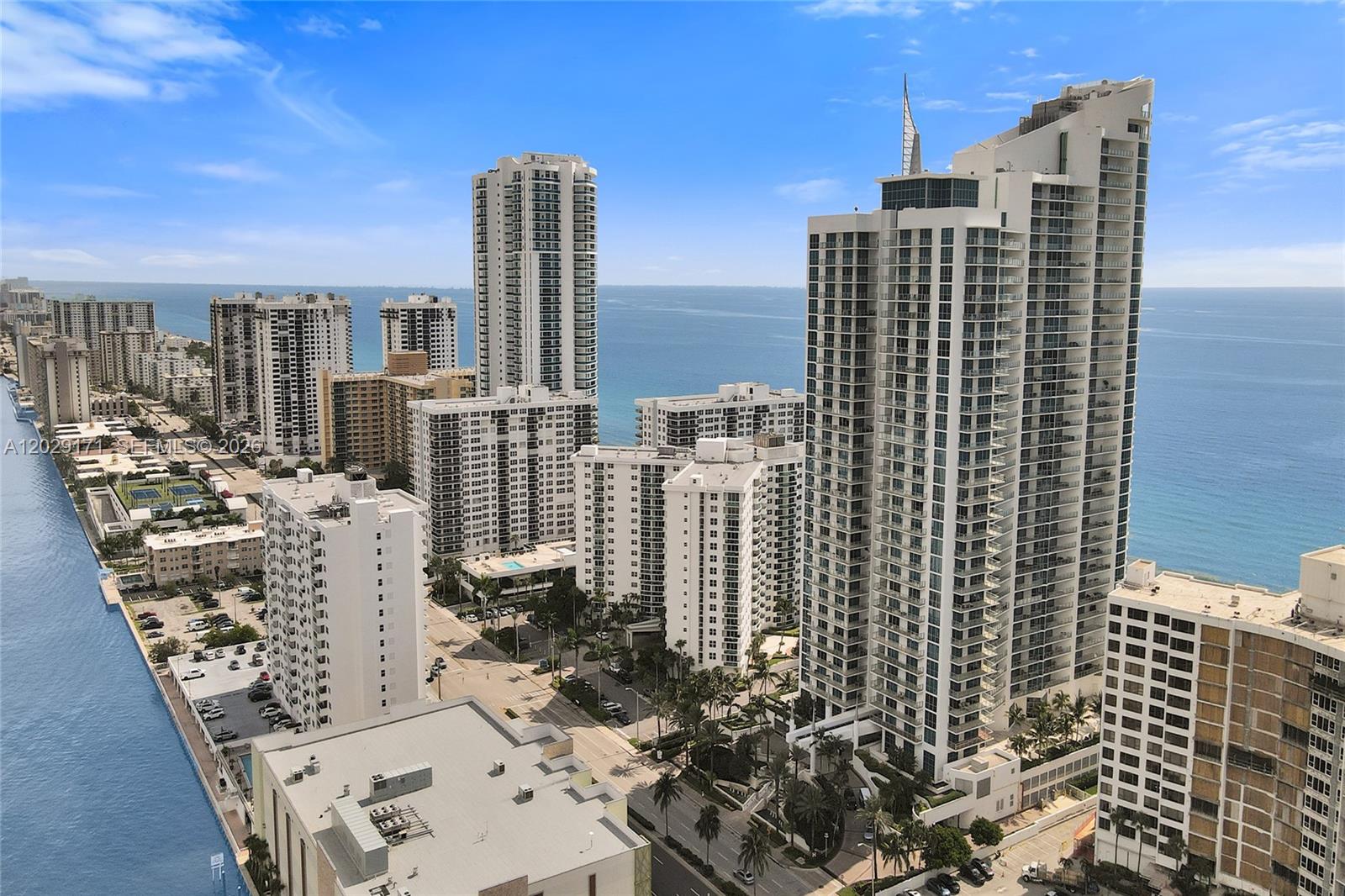 3101 S Ocean Dr # 2208