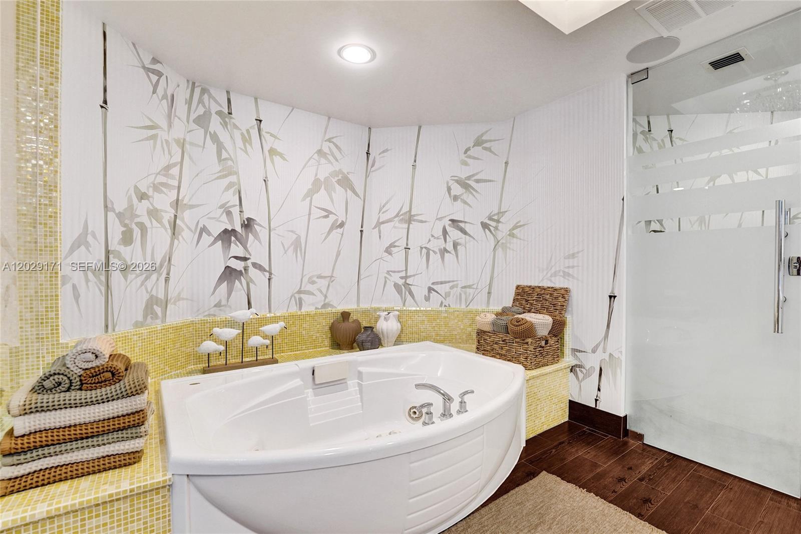 3101 S Ocean Dr # 2208