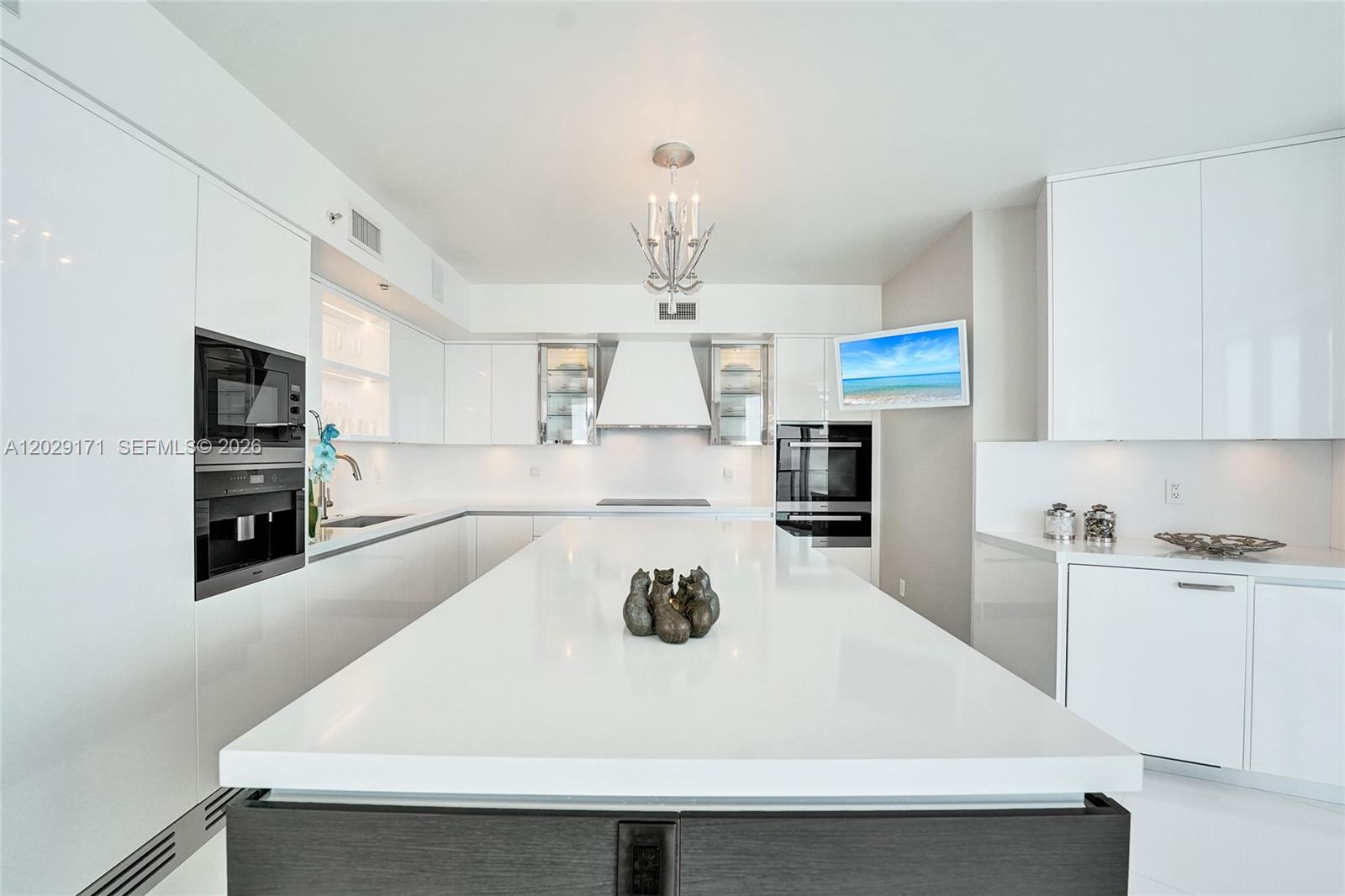 3101 S Ocean Dr # 2208