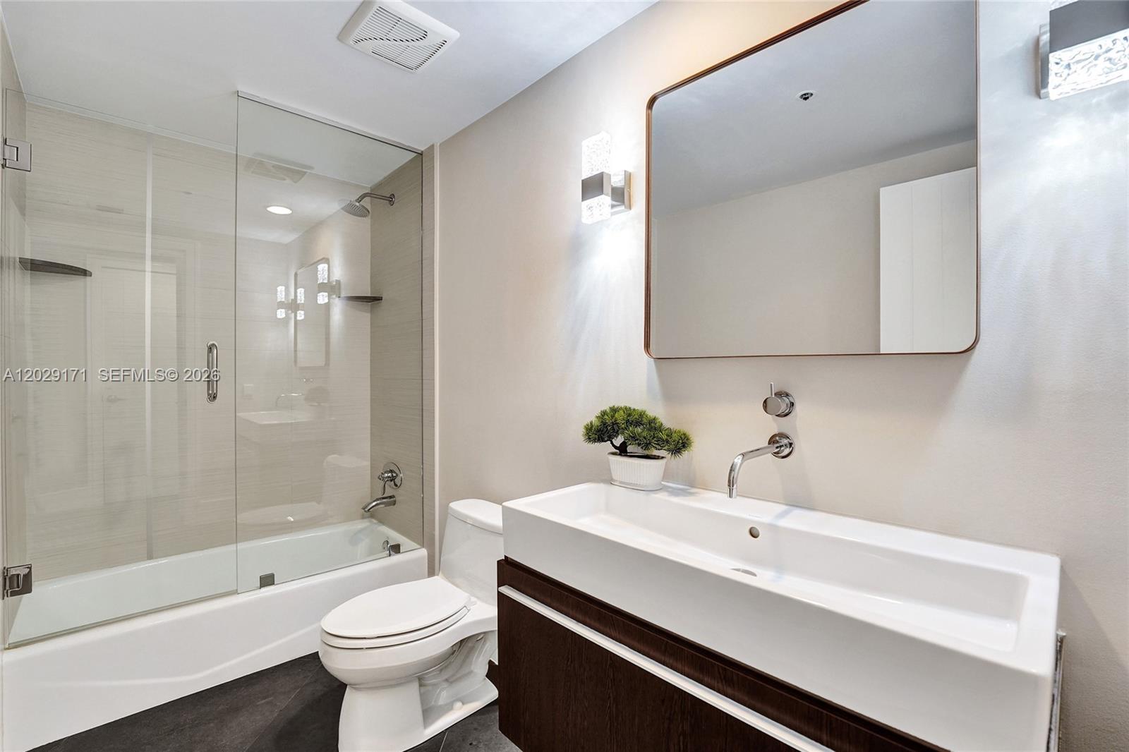 3101 S Ocean Dr # 2208
