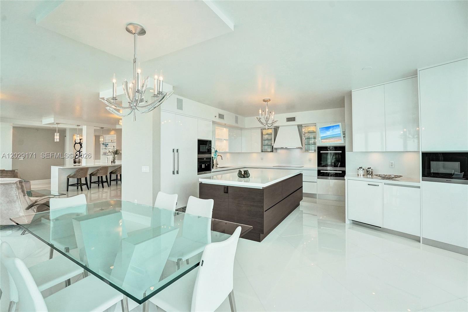3101 S Ocean Dr # 2208