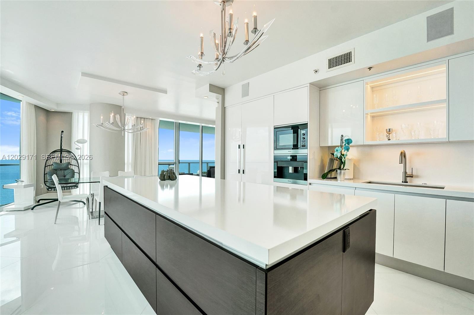 3101 S Ocean Dr # 2208