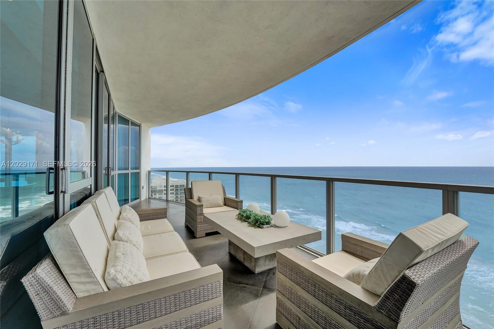 3101 S Ocean Dr # 2208
