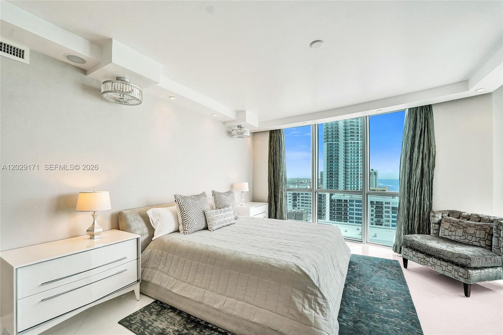 3101 S Ocean Dr # 2208