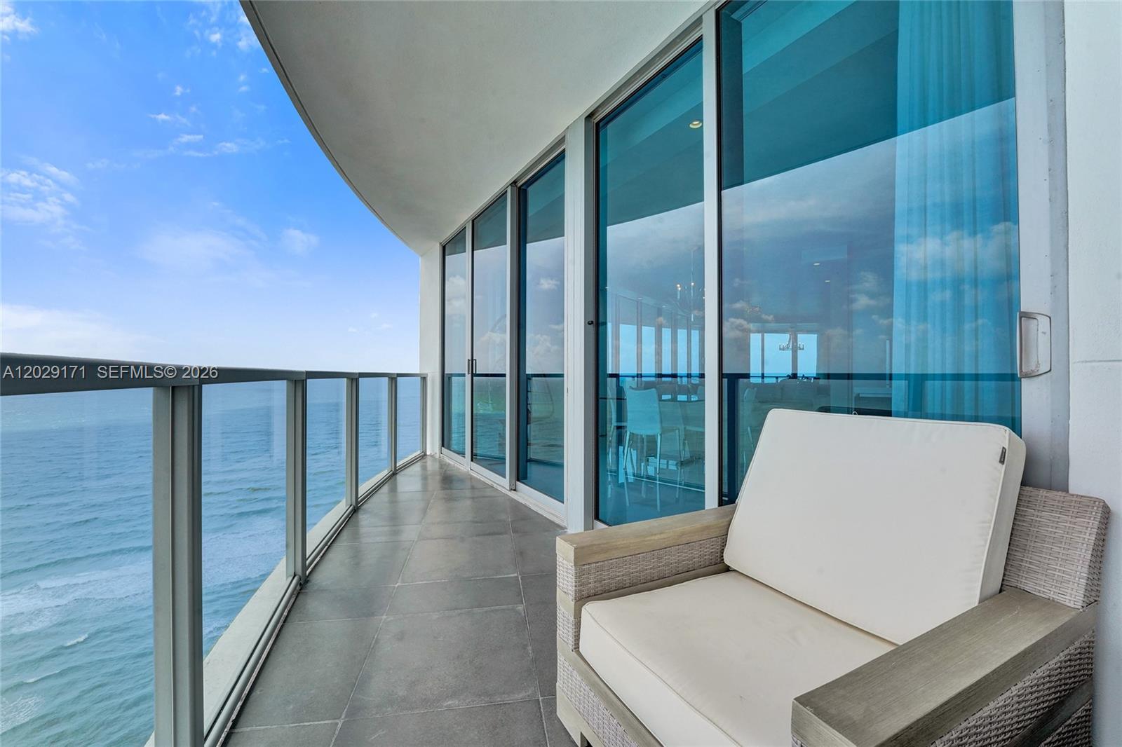 3101 S Ocean Dr # 2208