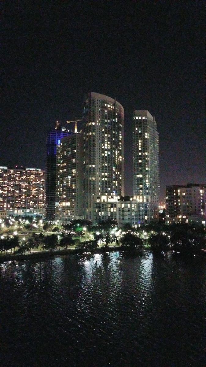 1900 N Bayshore Dr # 3517