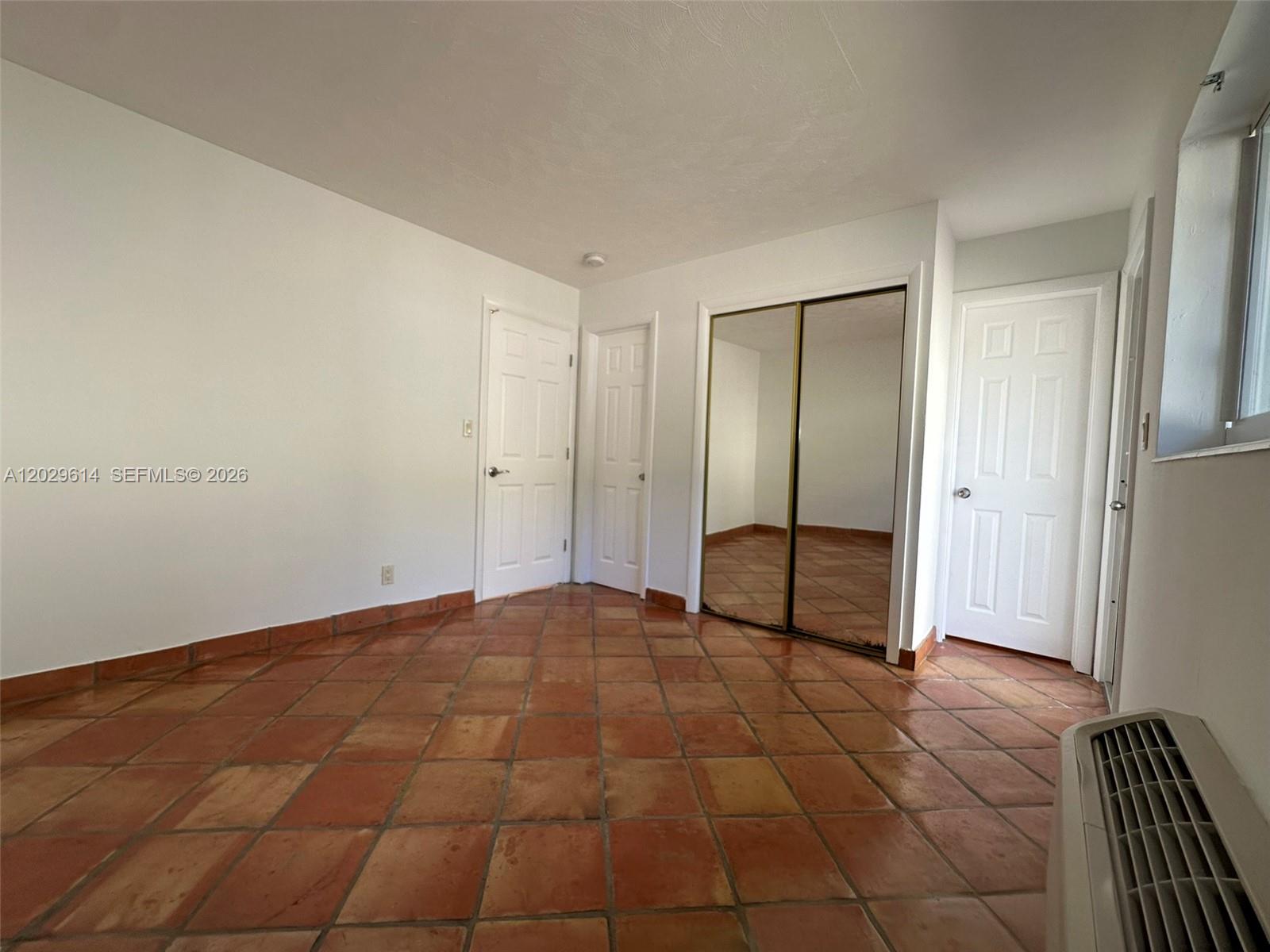 1324 NE 16th Ave # 2