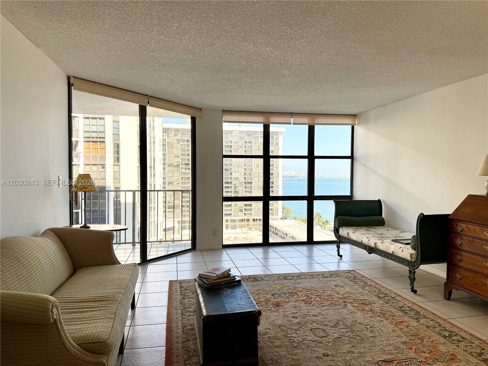1925 Brickell Ave # 1403