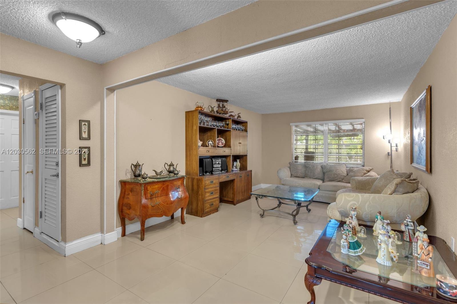 1320 SW 84th Ave