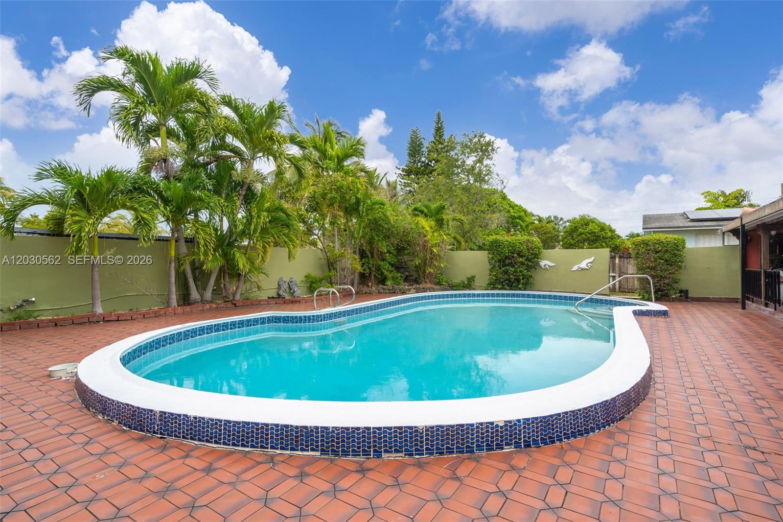 1320 SW 84th Ave