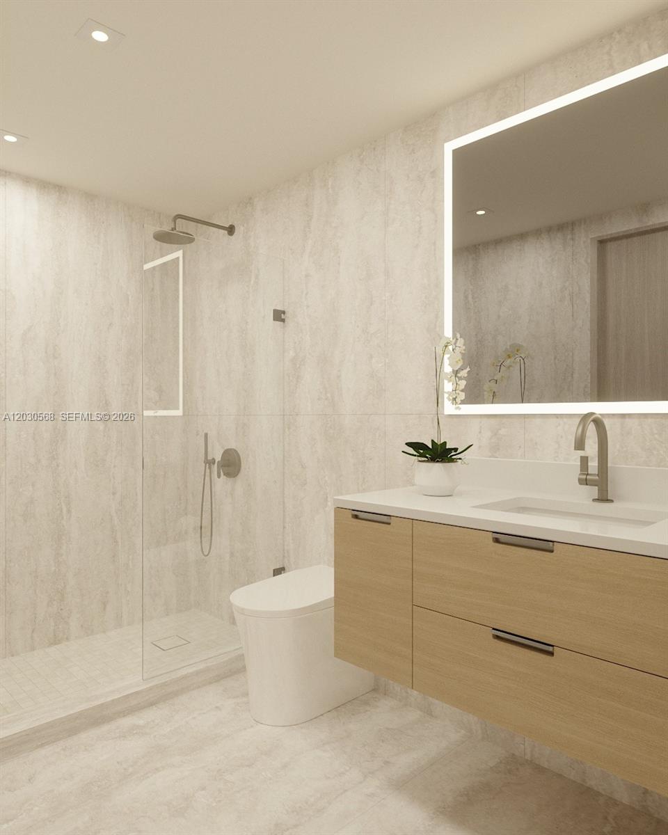 260 Collins Ave # 110