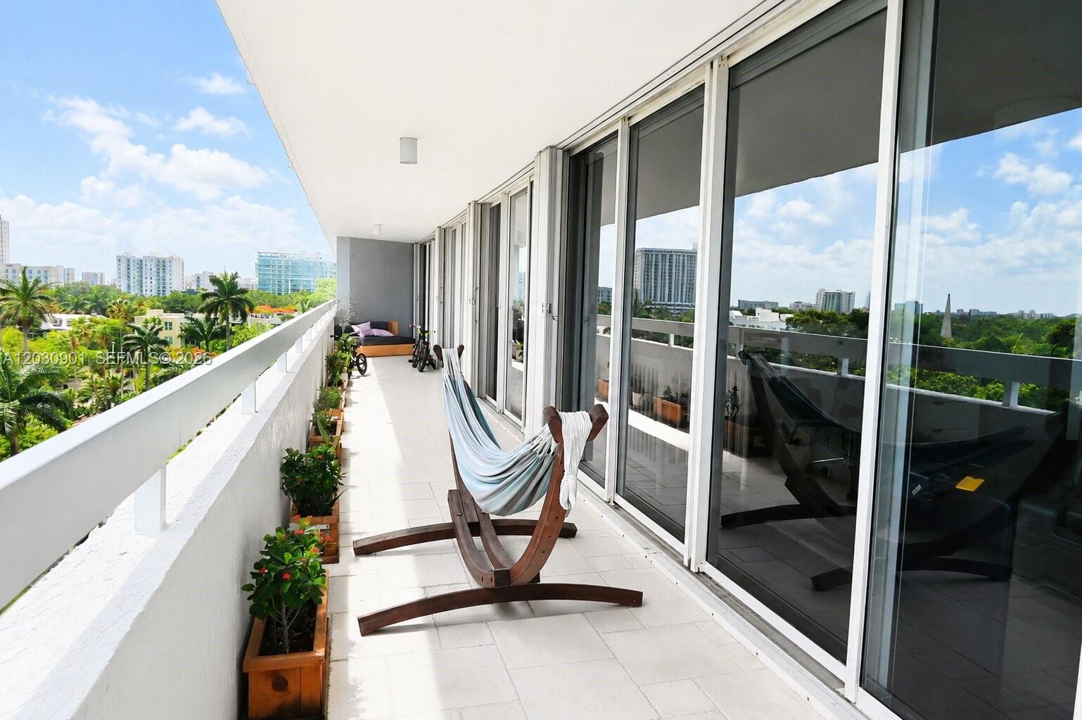 1627 Brickell Ave # 1005