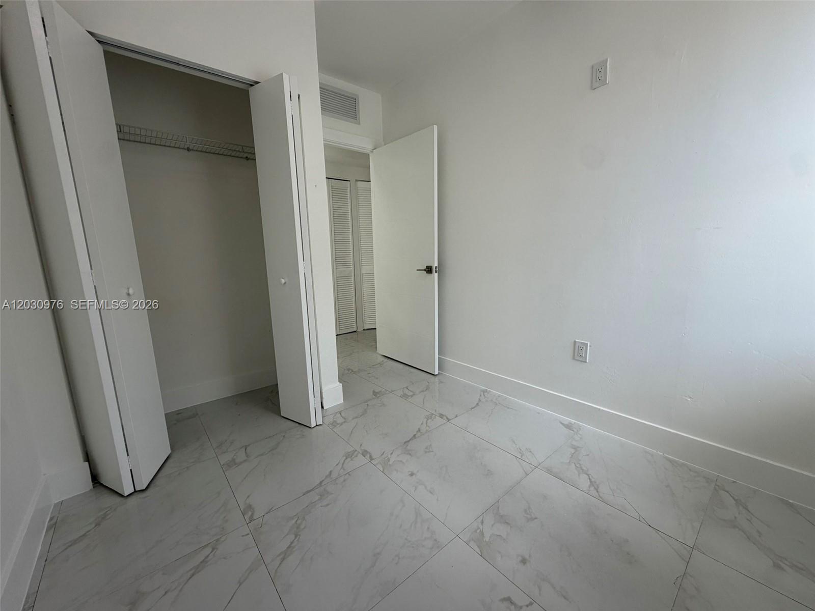 115 SW 11th Ave # 1