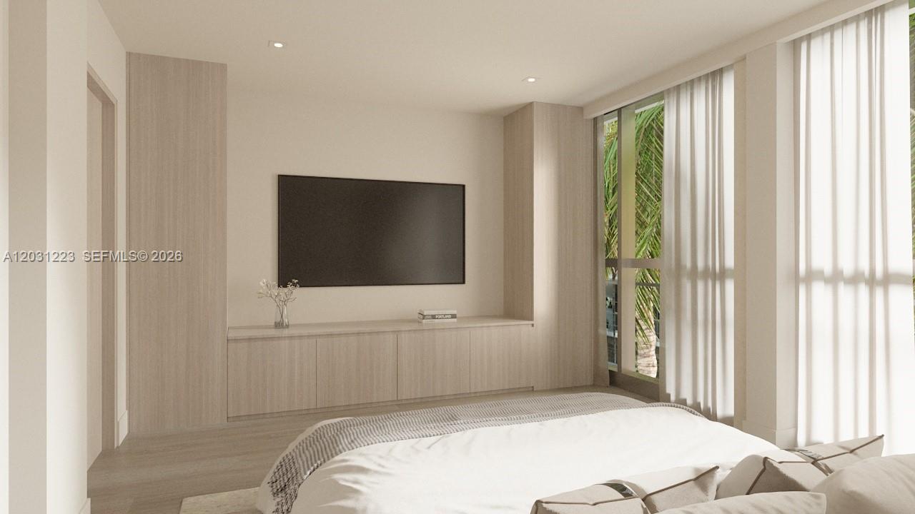 260 Collins Ave # 303