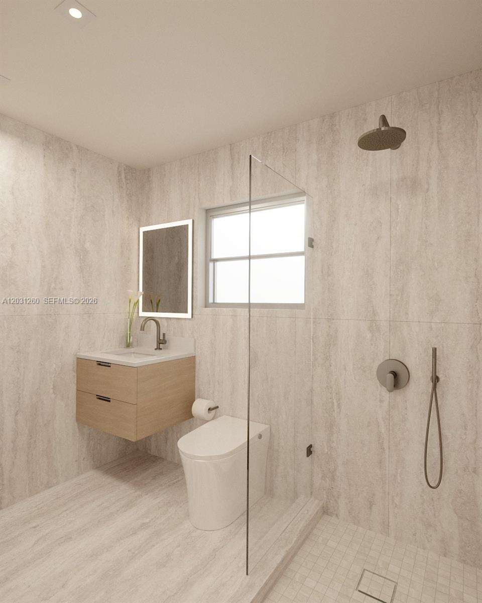 250 Collins Ave # 207