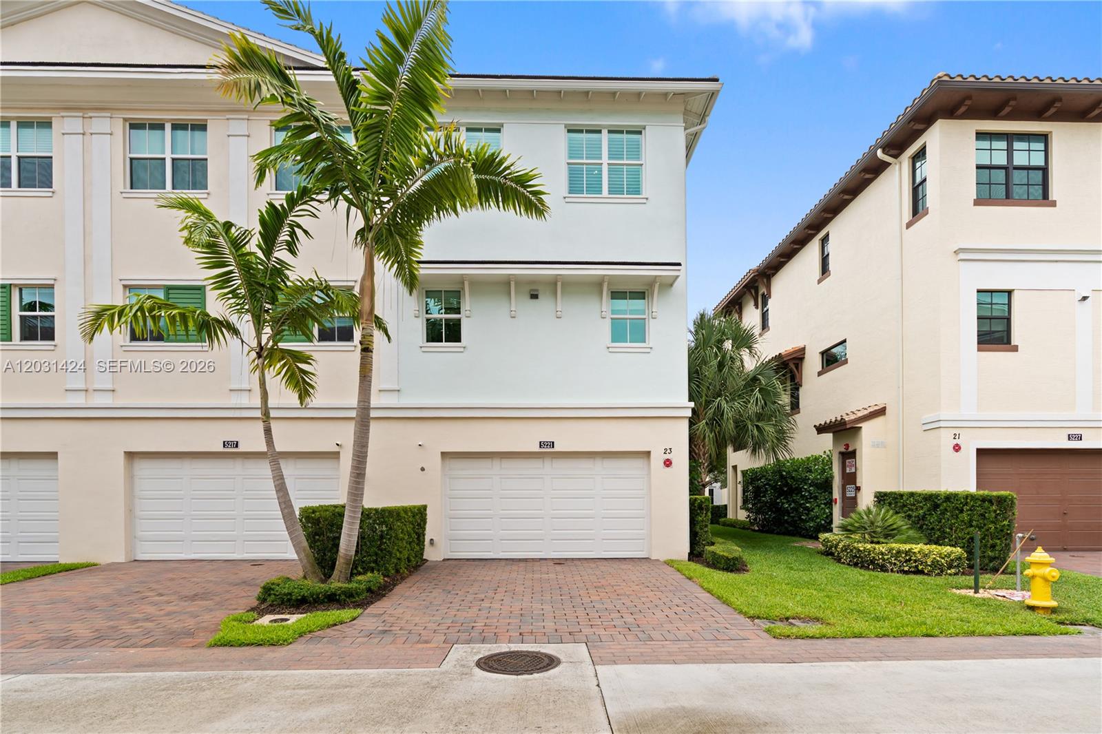 5221 Beckman Ter