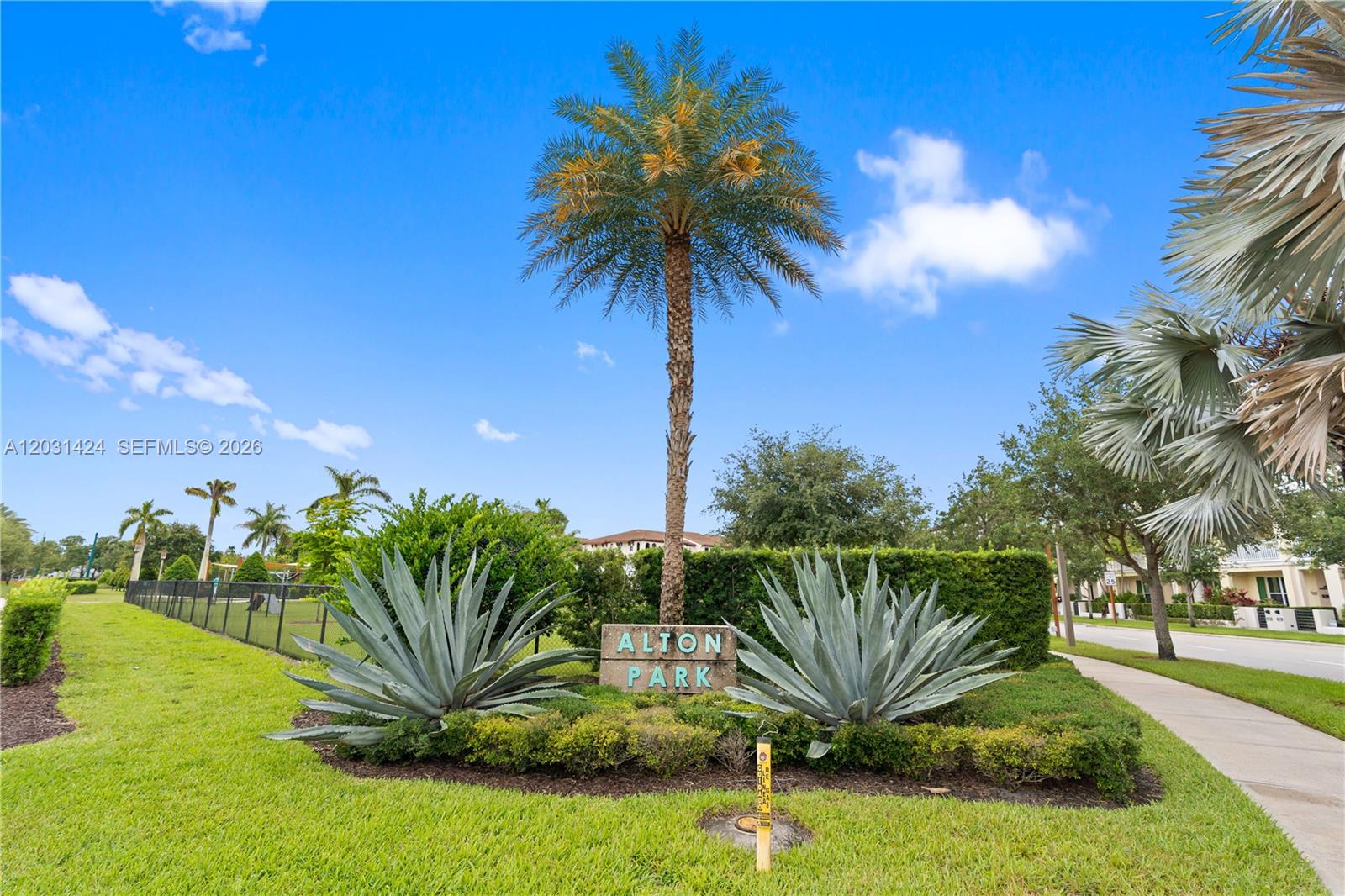 5221 Beckman Ter