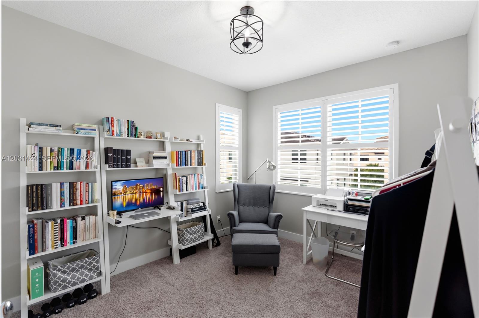 5221 Beckman Ter
