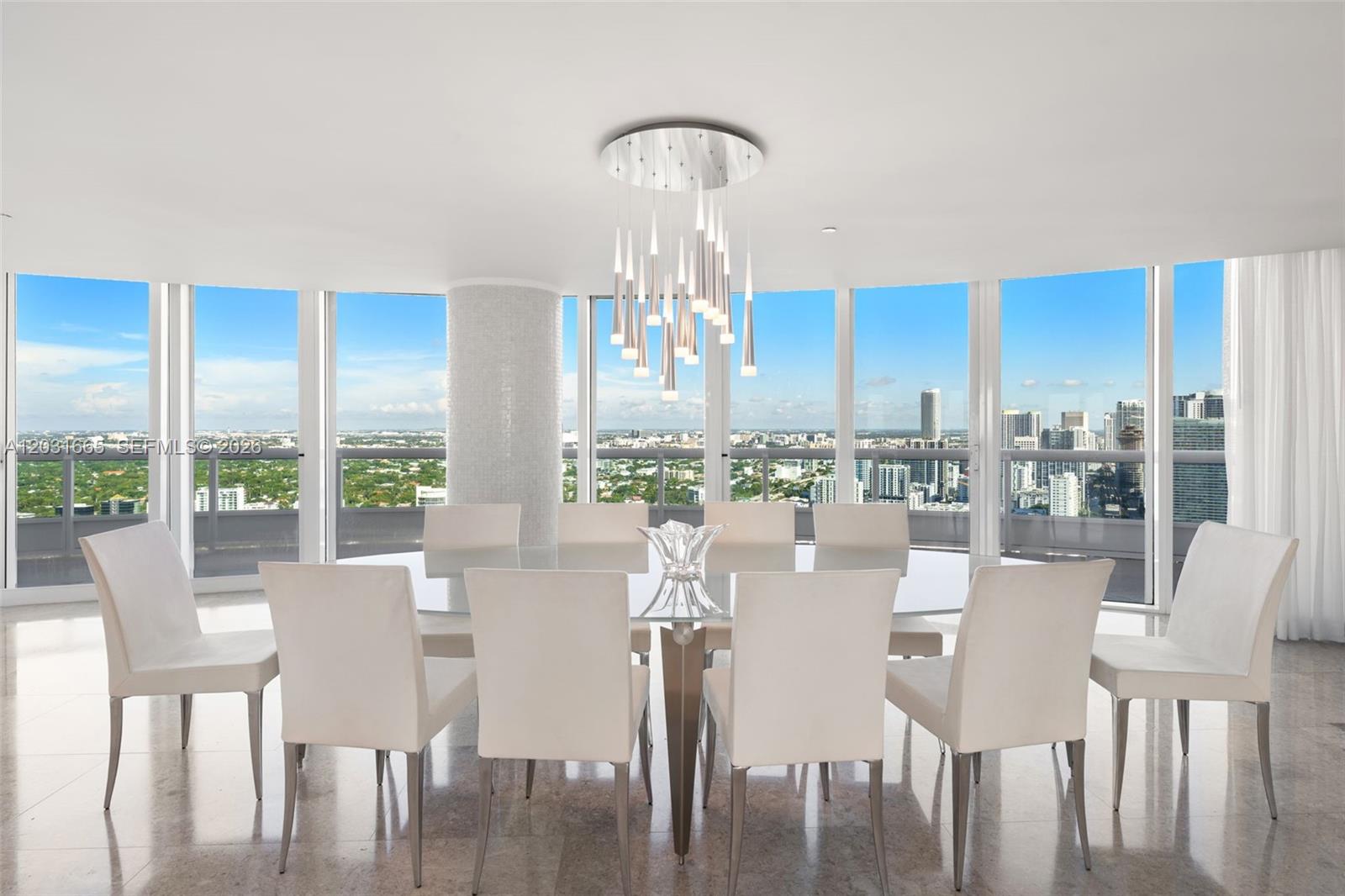 1643 Brickell Ave # 4102