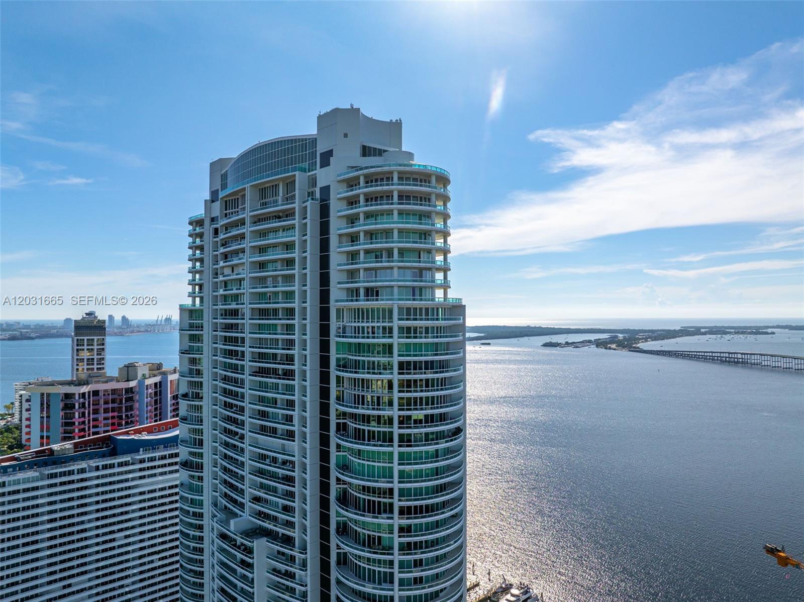 1643 Brickell Ave # 4102