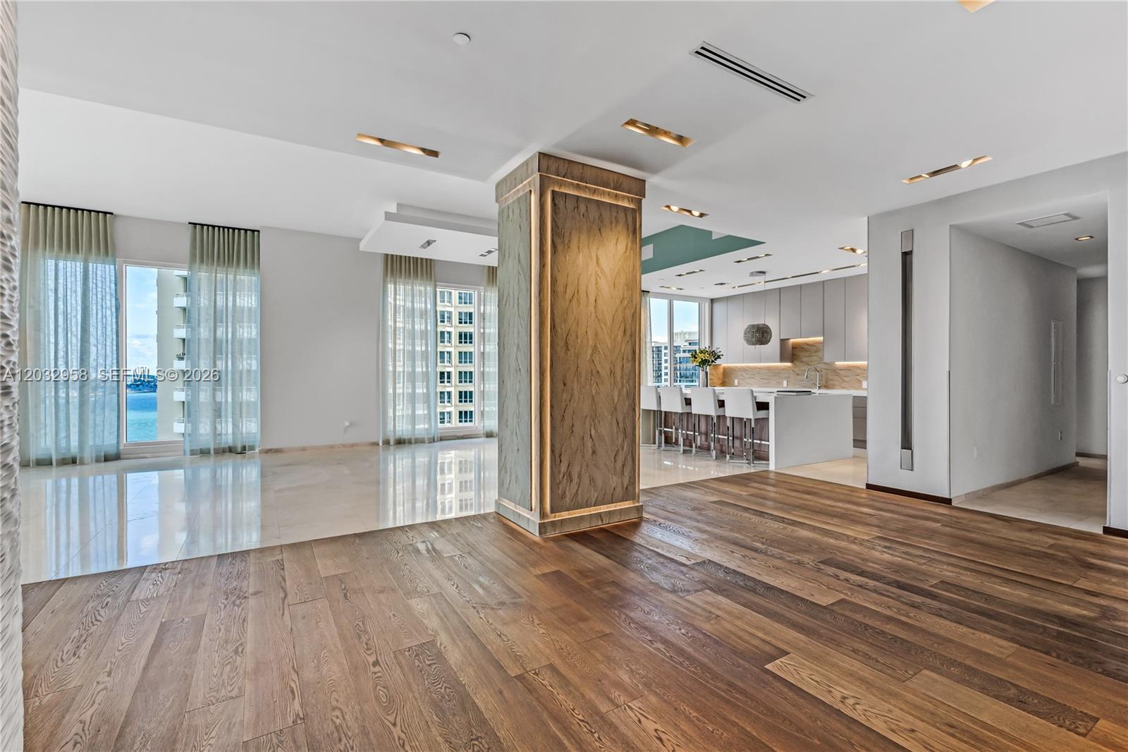 900 Brickell Key Blvd # 1002