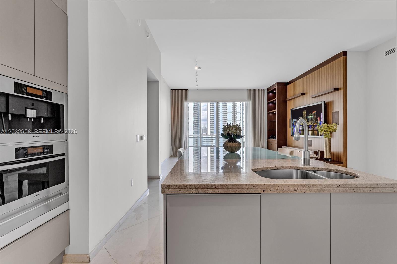 900 Brickell Key Blvd # 1002