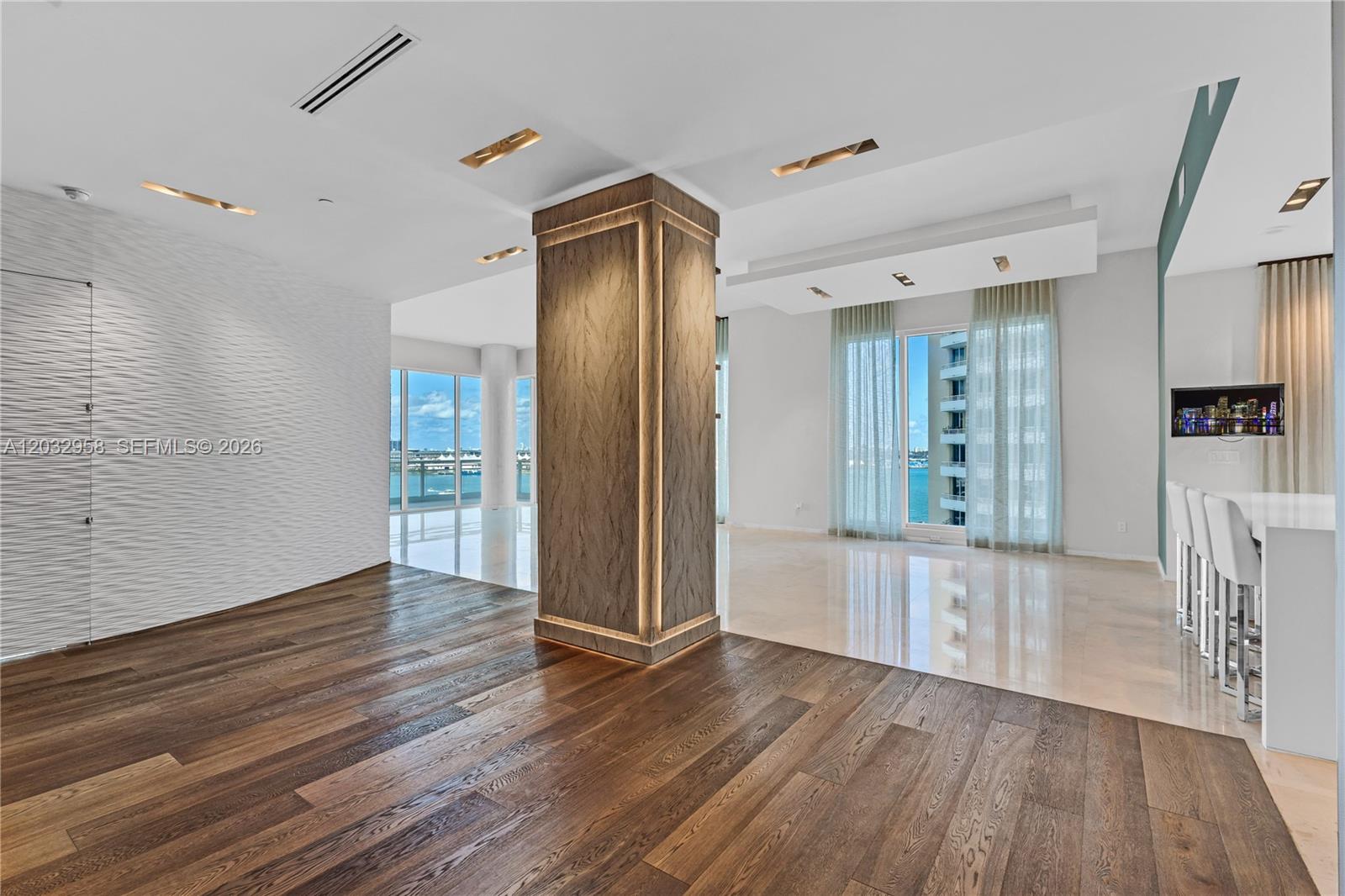 900 Brickell Key Blvd # 1002