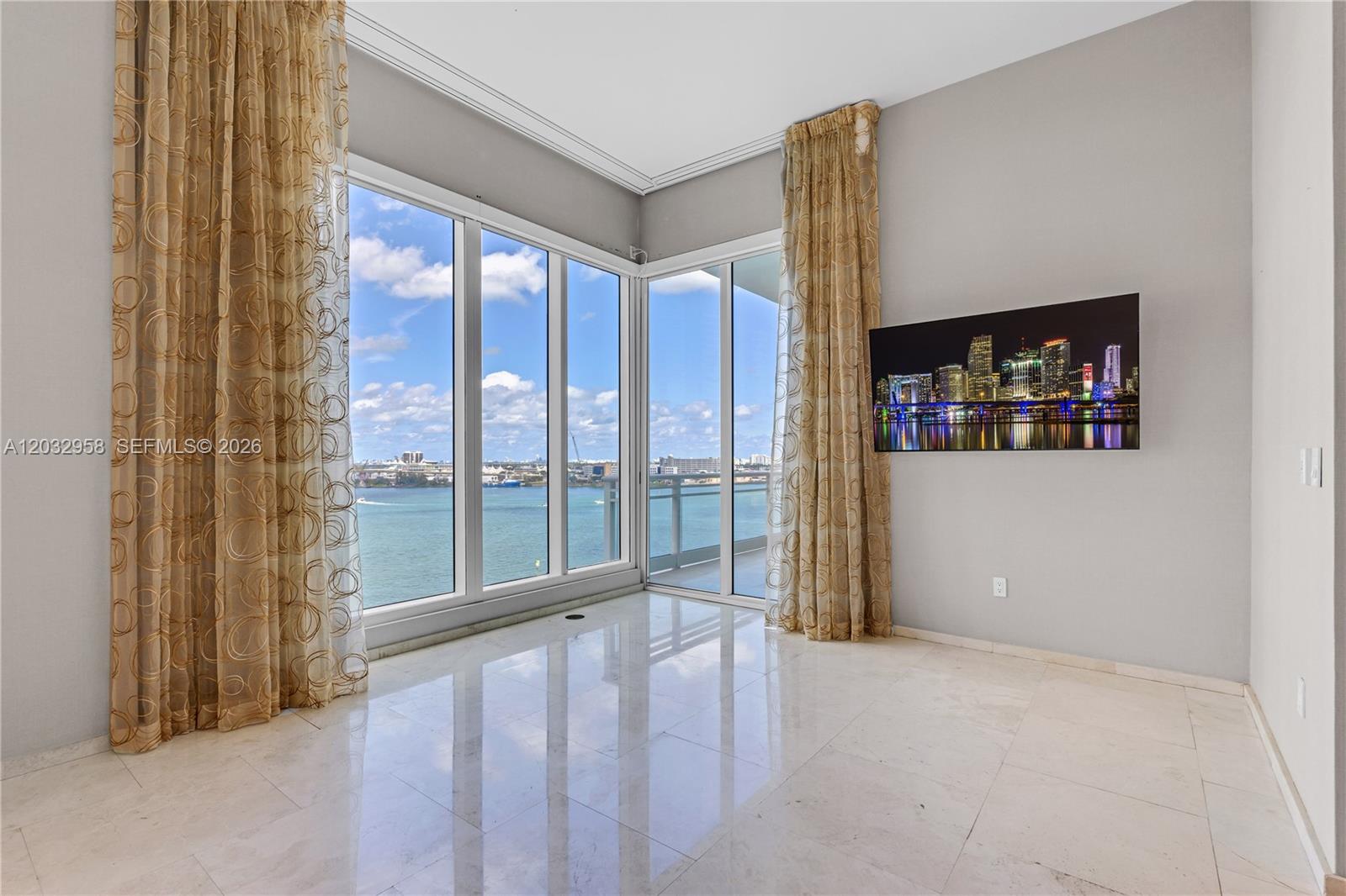 900 Brickell Key Blvd # 1002