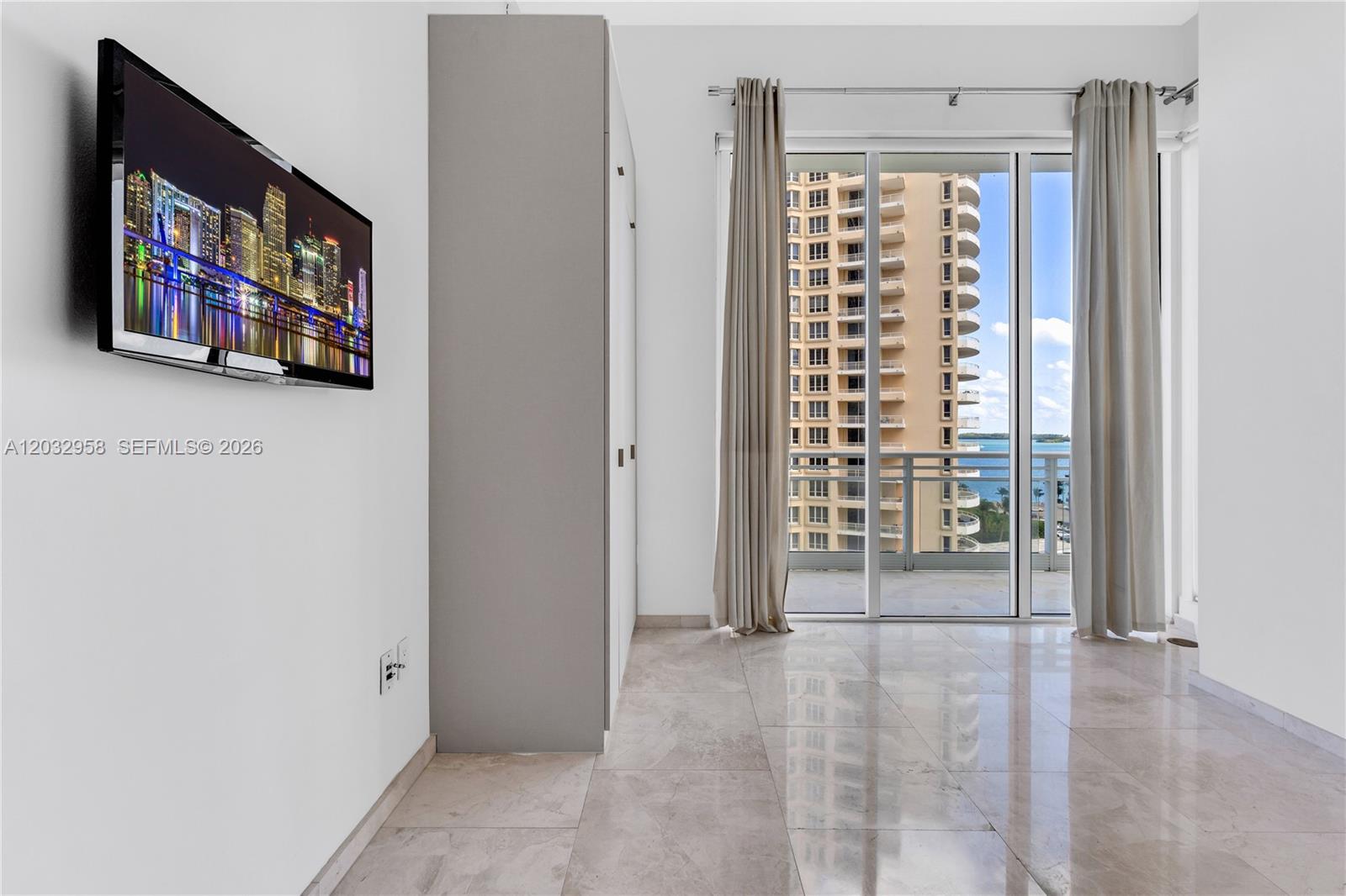900 Brickell Key Blvd # 1002