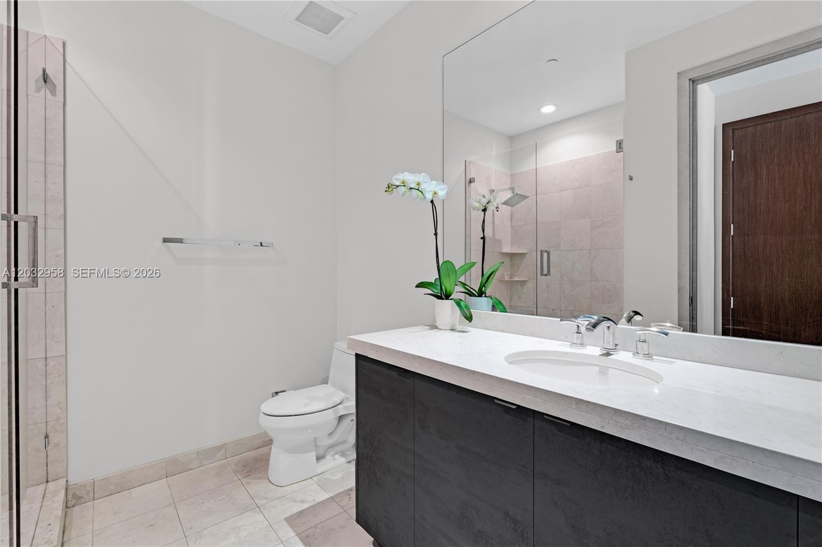 900 Brickell Key Blvd # 1002