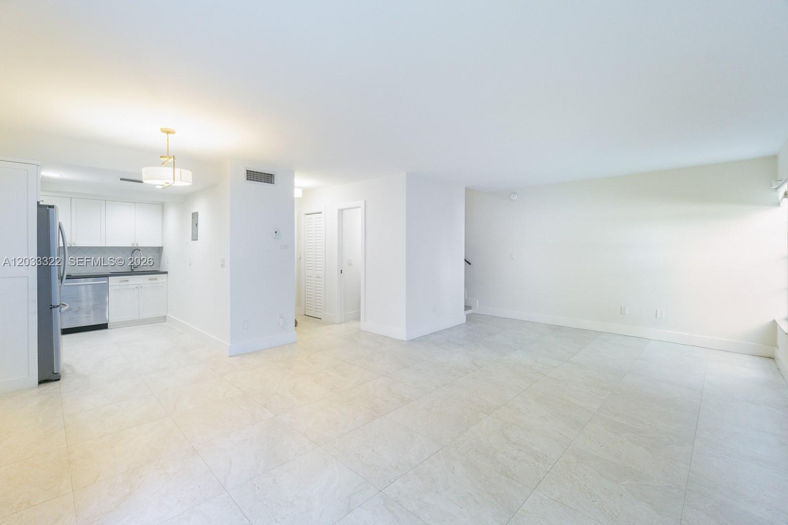 5838 SW 74 Ter # 101