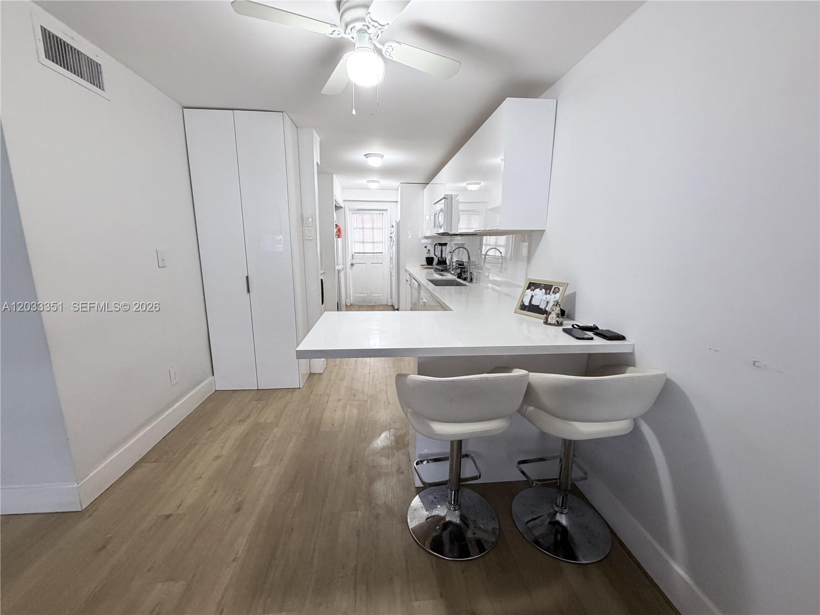 301 Bonaventure Blvd # 7
