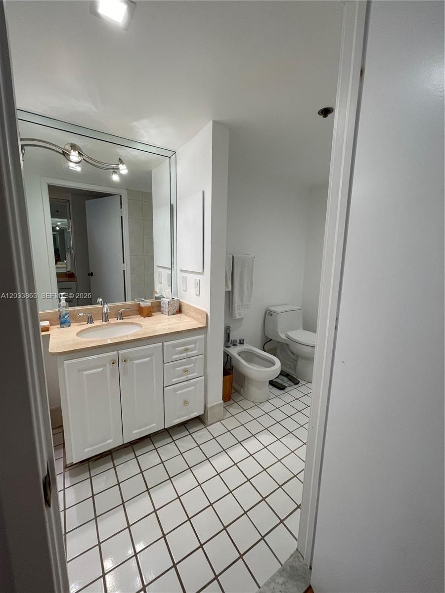 251 Crandon Blvd # 338