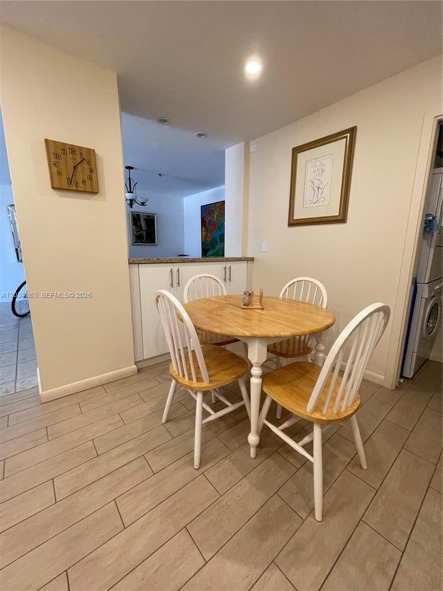251 Crandon Blvd # 338